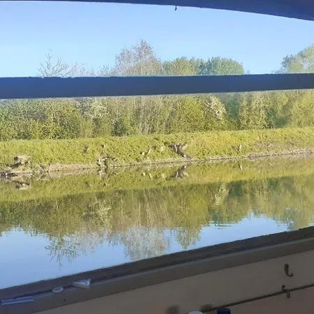 Peniche A Úszó hotel *